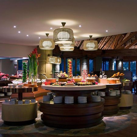 Sheraton New Caledonia Deva Spa & Golf Resort Bourail Exteriér fotografie